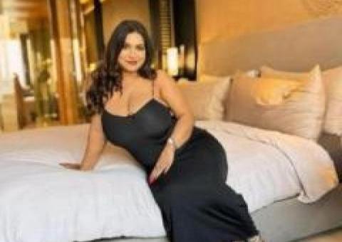 Escorts Service Janakpuri (9599713271) Call Girls