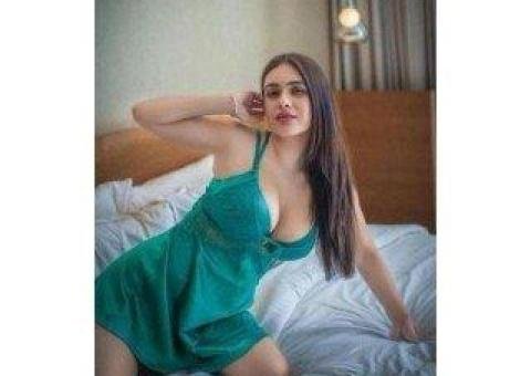 Call Girls in Delhi Cantonment 9599713271 High Profile Escorts Service.
