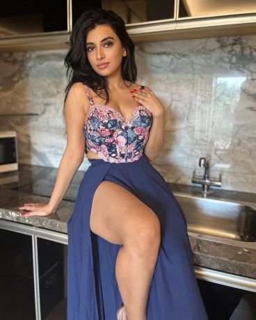 new-escorts-service-andheri-mumbai-vashi-call-girls-big-0