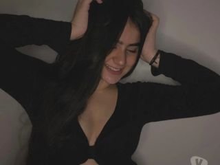 call-us-low-rate-call-girls-in-shangri-la-eros-new-delhi