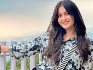 7982354665-call-us-call-girls-service-in-delhi-karol-bagh