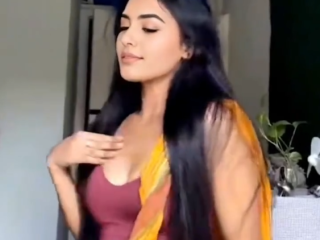 call-us-9643o97474-call-girls-in-mayur-vihar-delhi-ncr